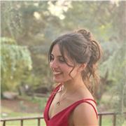 Estudiante de ciclo superior en laboratorio, sin experiencia como profesora. Con muchas ganas de ayudar!